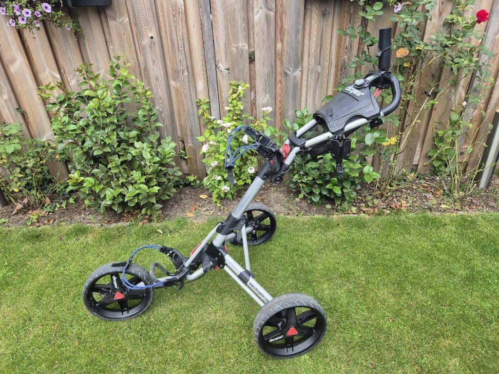 Lichtgrijze Clicgear 3.0 golftrolley  3 wiel €139,-, Ophalen of Verzenden, Zo goed als nieuw, Golfkar, Overige merken