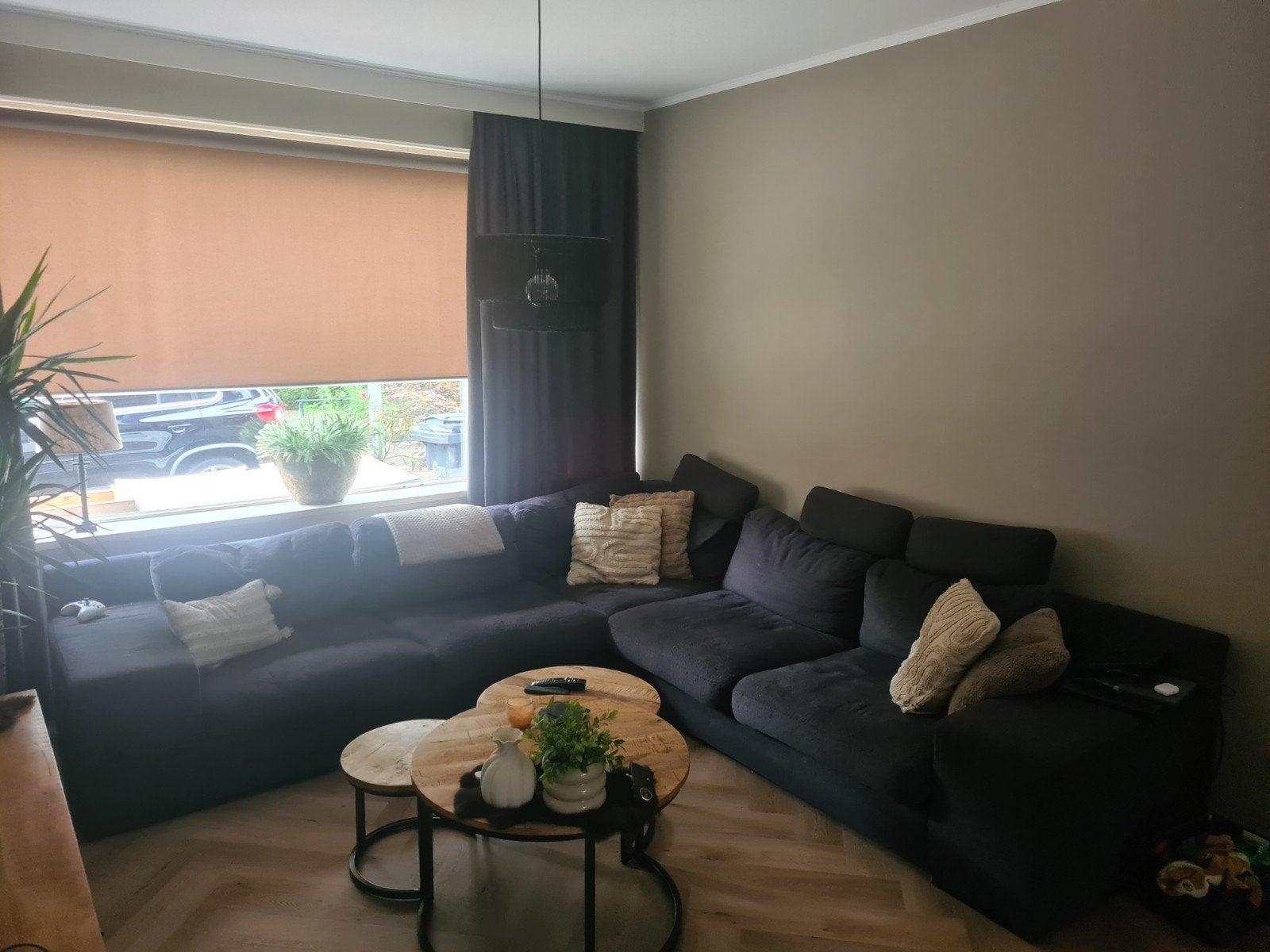 Hoekbank, Huizen en Kamers