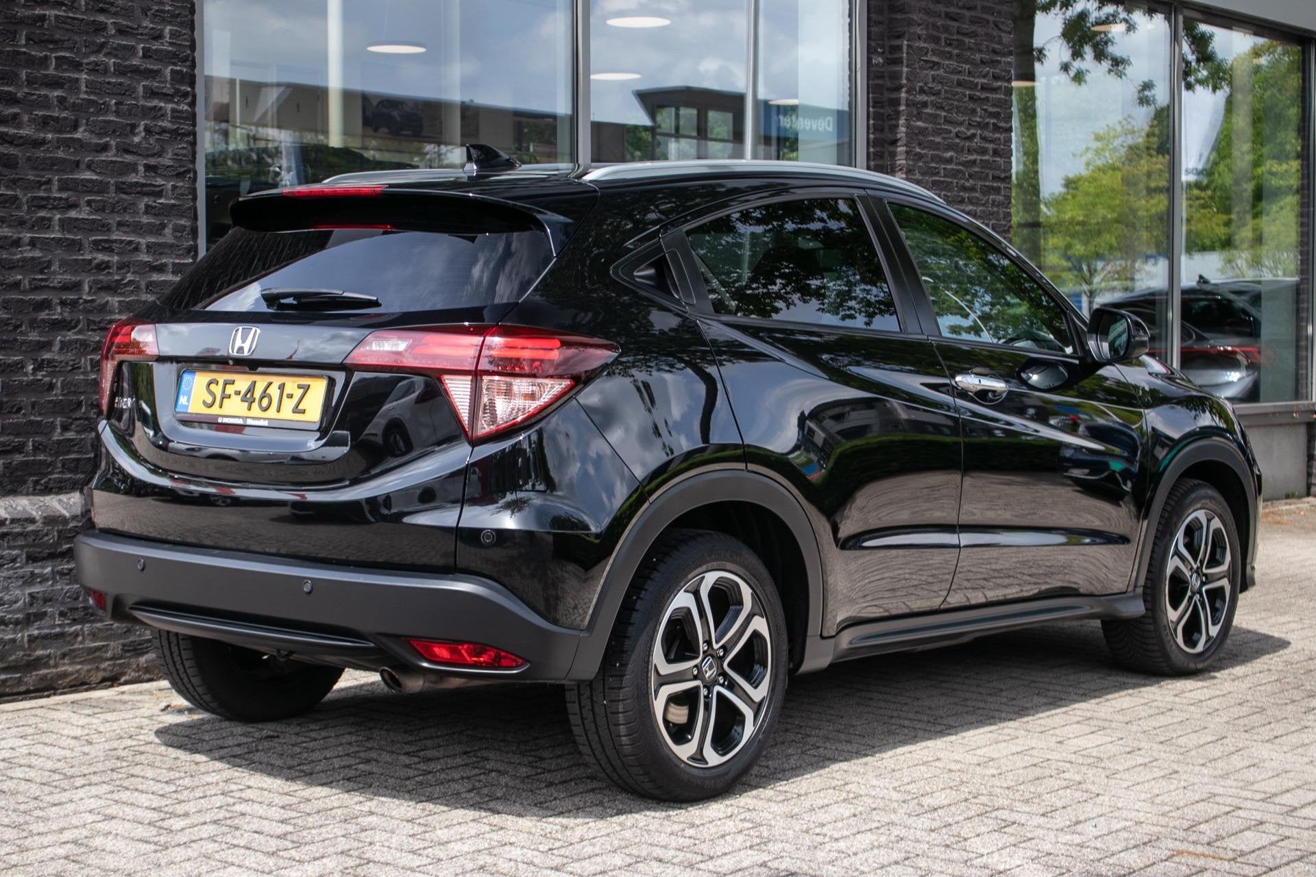 Honda HR-V 1.5 i-VTEC Executive | Panoramadak | Clima | Keyl, Leder en Stof, Zwart, Origineel Nederlands, Bedrijf