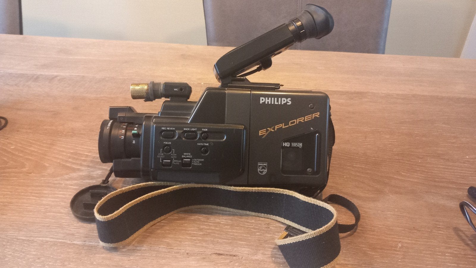 Philips Camcorder VKR6837 VHS-C met accessoires, Ophalen of Verzenden, VHS-C of SVHS-C, Camera