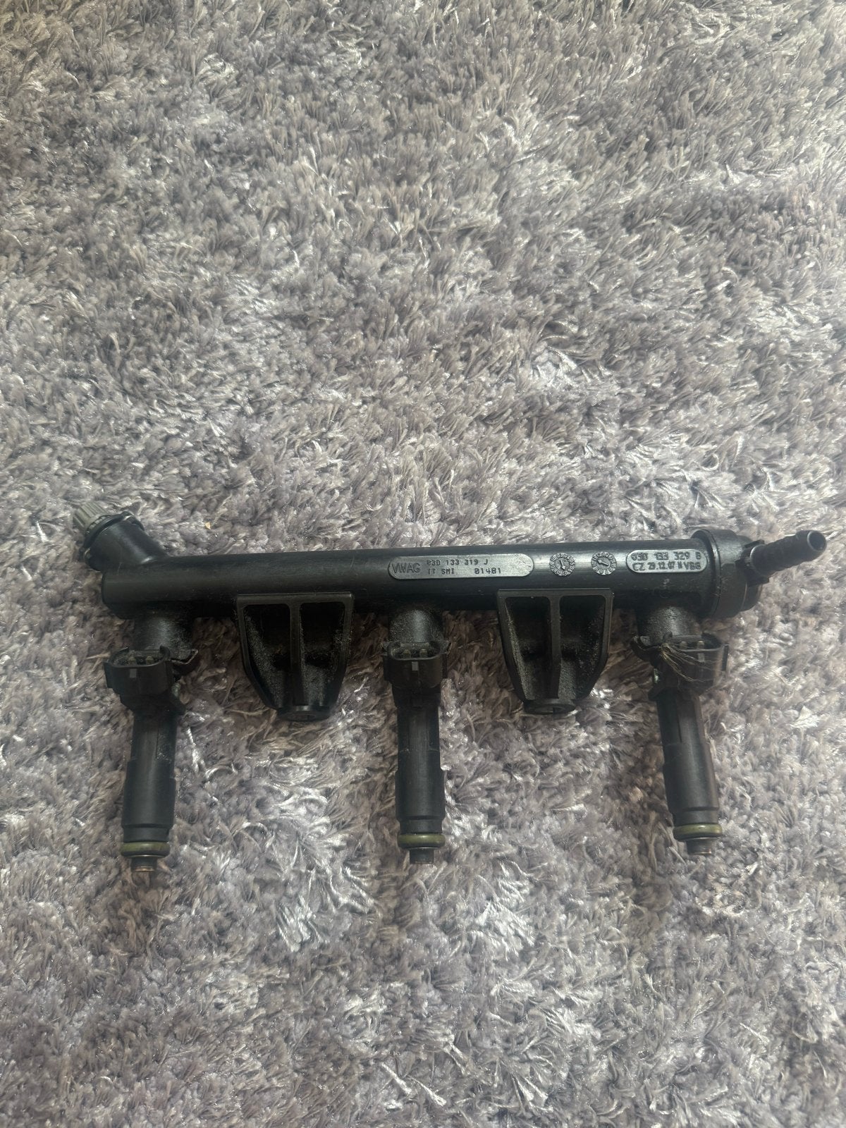 Brandstofrail met injector 03D133329B - Origineel & Function, Ophalen of Verzenden, Gebruikt, Volkswagen