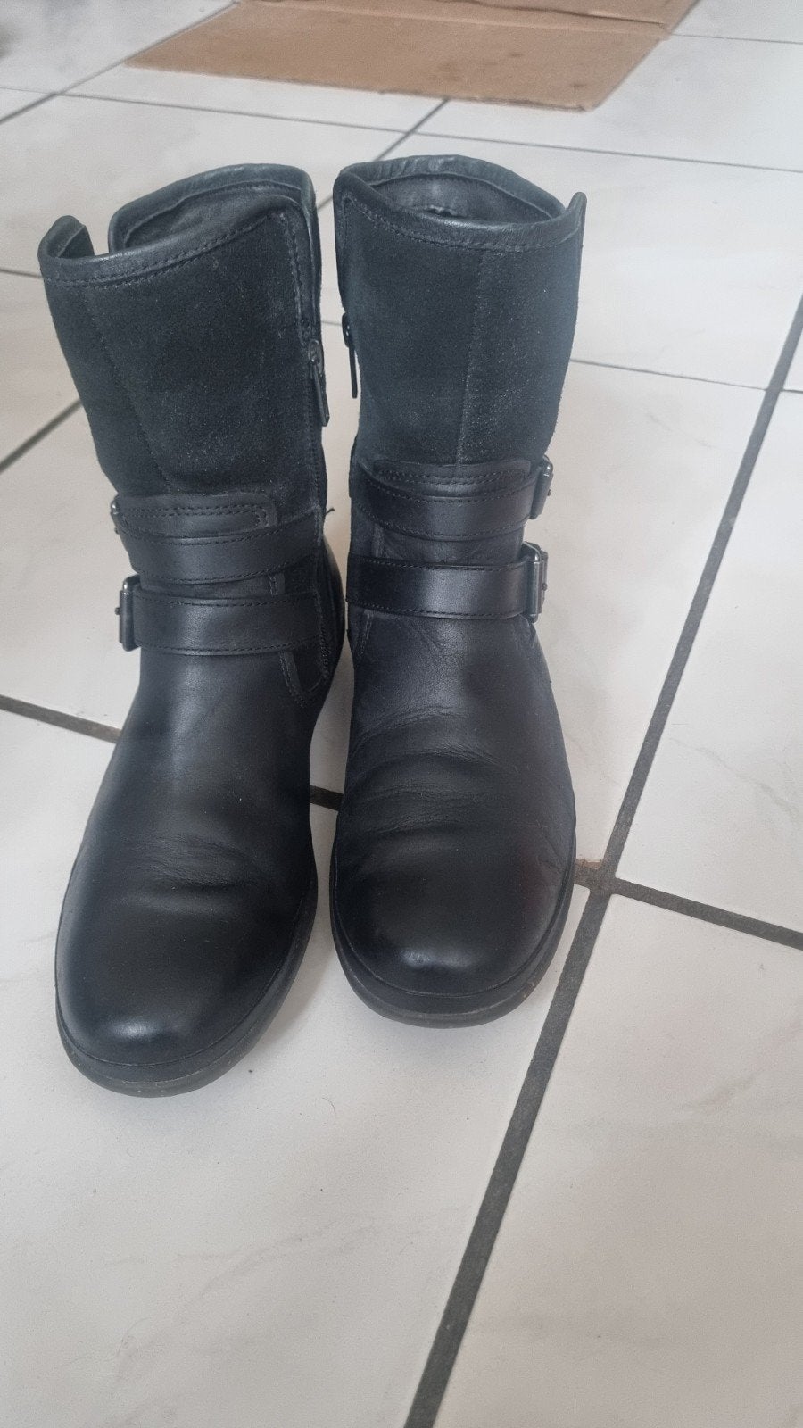 UGG laarzen maat 39, Hoge laarzen, UGG, Zwart, Ophalen of Verzenden