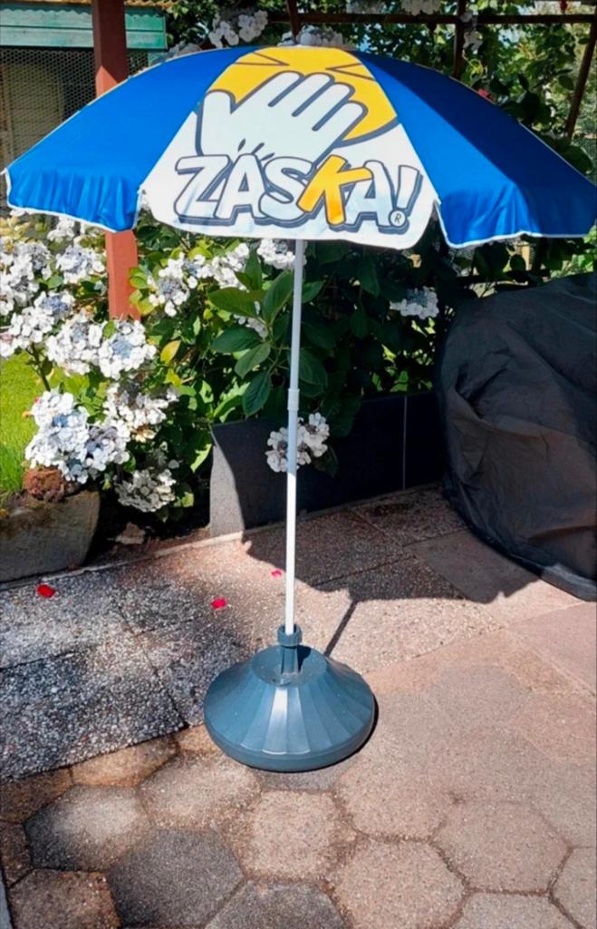 Vrolijke Strandparasol / Tuinparasol  (Ø 160 cm) kantelbaar, Kantelbaar, Nieuw, Ophalen of Verzenden, 1 tot 2 meter