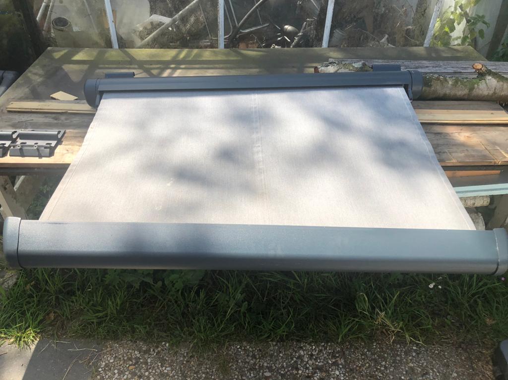 Knikarm zonnescherm breedte 138 cm, Tuin en Terras, Zonneschermen, Ophalen, Gebruikt, Knikarmscherm