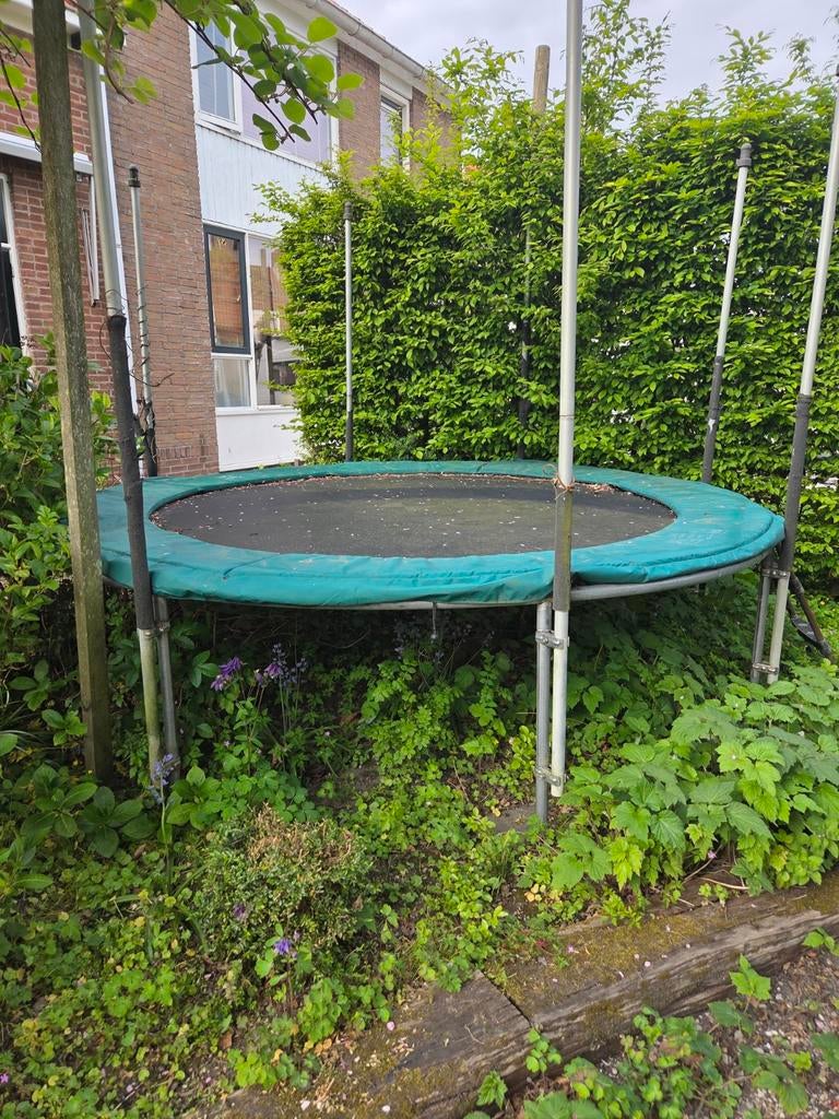 Berg trampoline 330, Ophalen