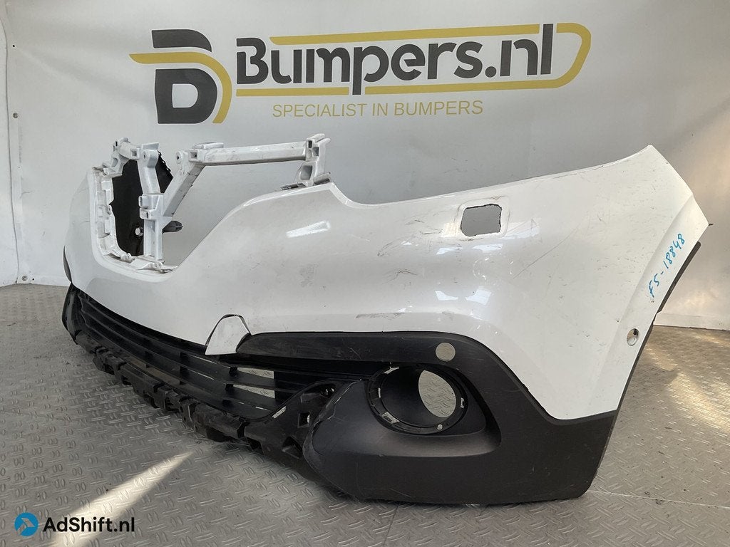 Bumper Renault Kadjar 2013-2016 620220343R Voorbumper F5-188, Bumper