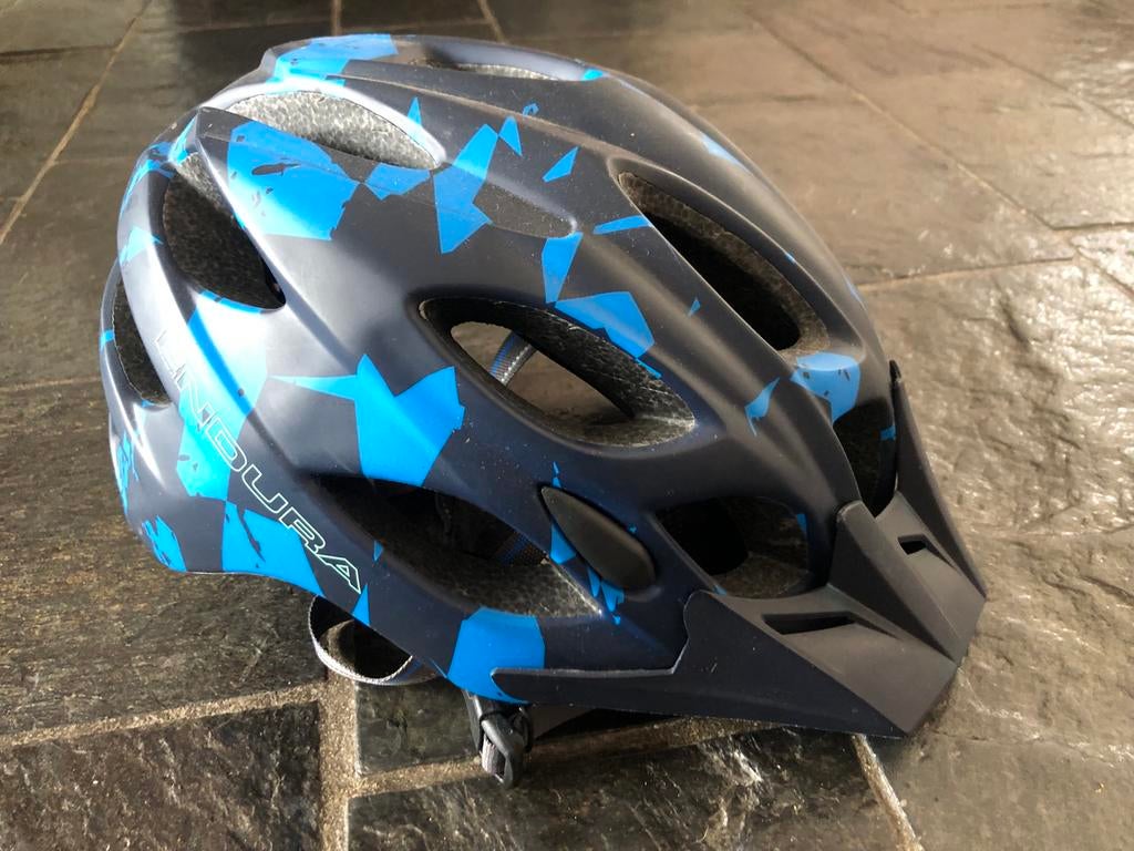 Endura fietshelm - Zo goed als nieuw, Ophalen of Verzenden, Zo goed als nieuw, Overige maten, Heer of Dame