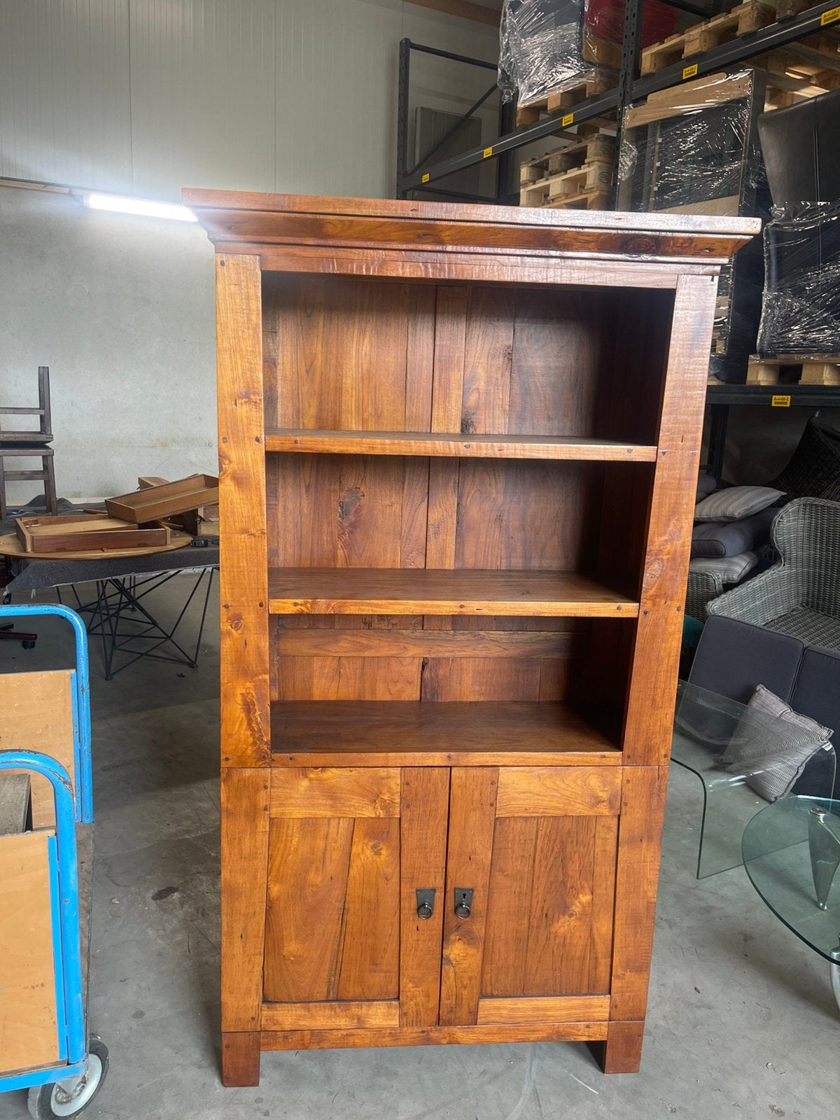 Massief houten boekenkast, Ophalen, Teakhout, 50 tot 100 cm, Zo goed als nieuw