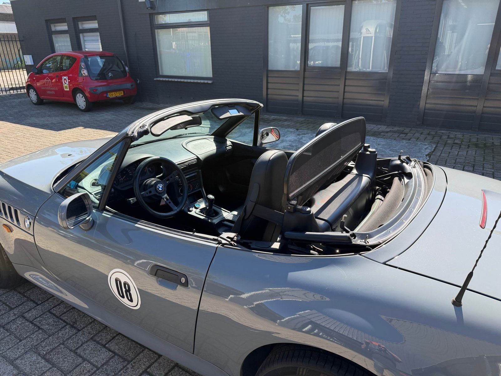 Foto 12 van BMW Z3 unieke kleur✅ nwe Kap apk 2027 17” lm velgen