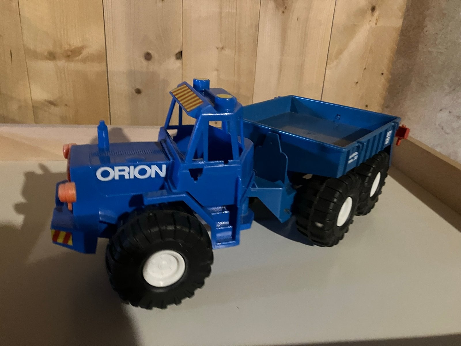 Grote speelgoedvoertuigen: kiepwagen, graafmachine, pick-ups, Ophalen, Gebruikt