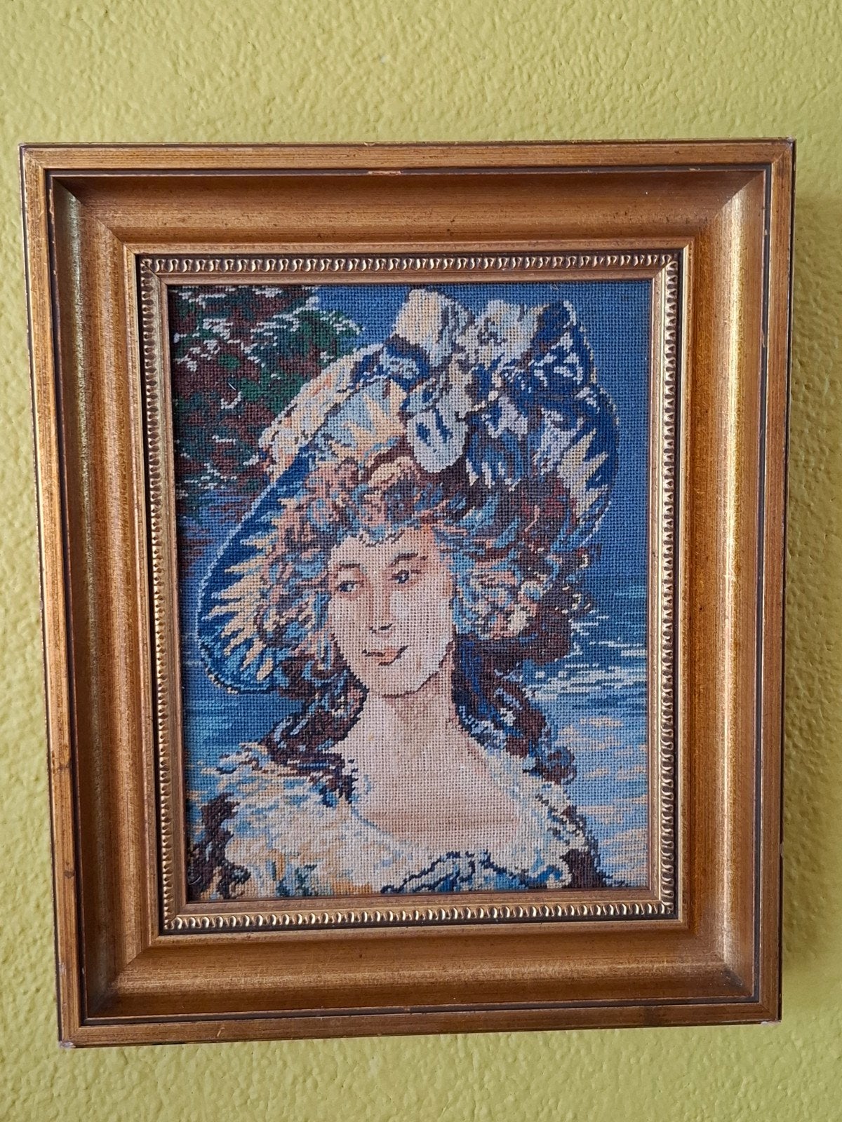 Vintage Geborduurd Schilderij: Dame met Hoed - borduurwerk, Ophalen of Verzenden, Zo goed als nieuw, Handborduren, Overige typen