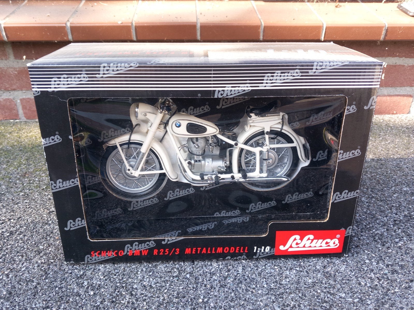 BMW R25/3  1953-1956. Schuco 1/10 Nieuw, Hobby en Vrije tijd, Ophalen of Verzenden, Nieuw, 1:9 t/m 1:12, Motor