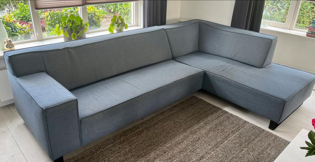 Gratis af te halen Hoekbank - Comfortabel en Ruim, Huis en Inrichting, Banken | Bankstellen, Ophalen, 250 tot 300 cm, Gebruikt