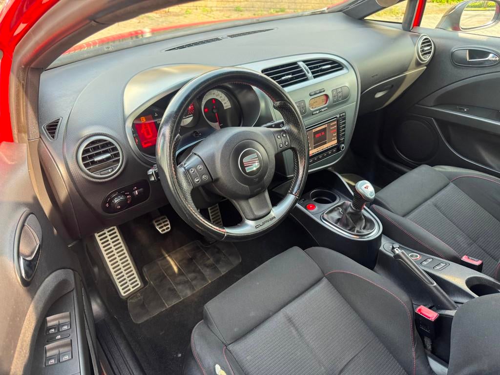 Seat Leon 2.0 TFSI FR CUPRA 2E EIG 241PK KUIPSTOELEN TREKHAA, Auto's, Voorwielaandrijving, Stof, Gebruikt, 1984 cc