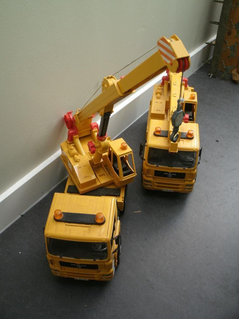Bruder MAN TGA Telekran TC4500 LKW  (2 stuks), Ophalen, Gebruikt