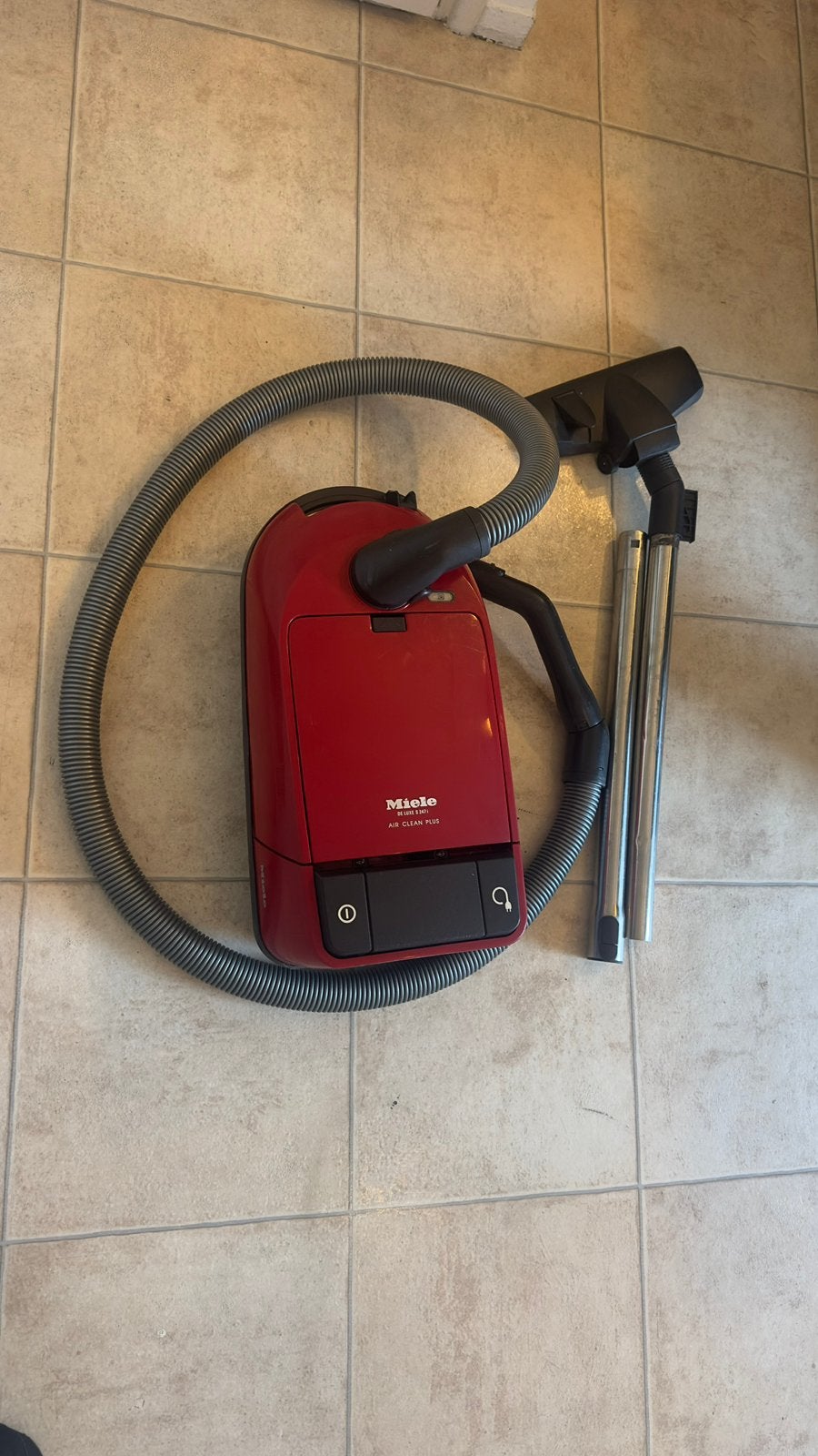Miele Stofzuiger, Witgoed en Apparatuur, Stofzuigers, Ophalen, Zo goed als nieuw, 1200 tot 1600 watt