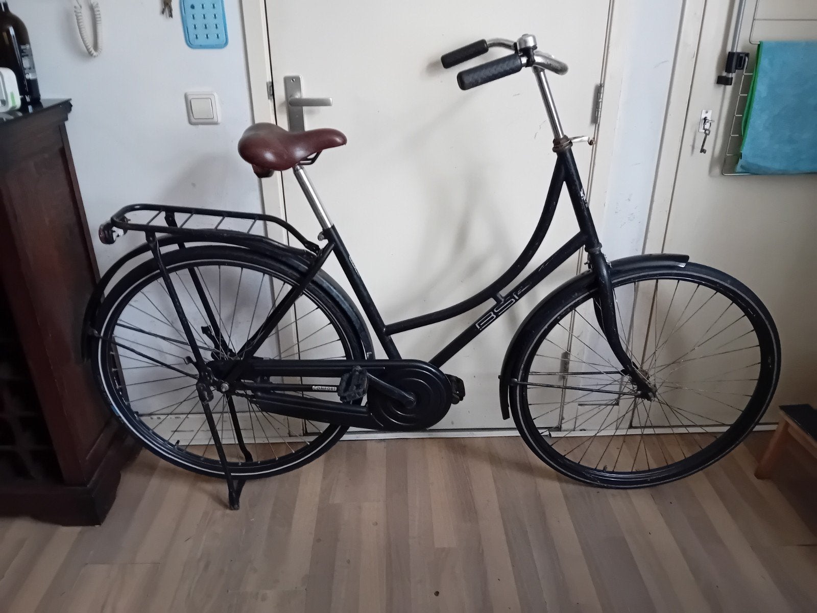 omafiets 28inch met slot en service beurt ondergaan, Fietsen en Brommers, 56 cm of meer, Ophalen, Gebruikt