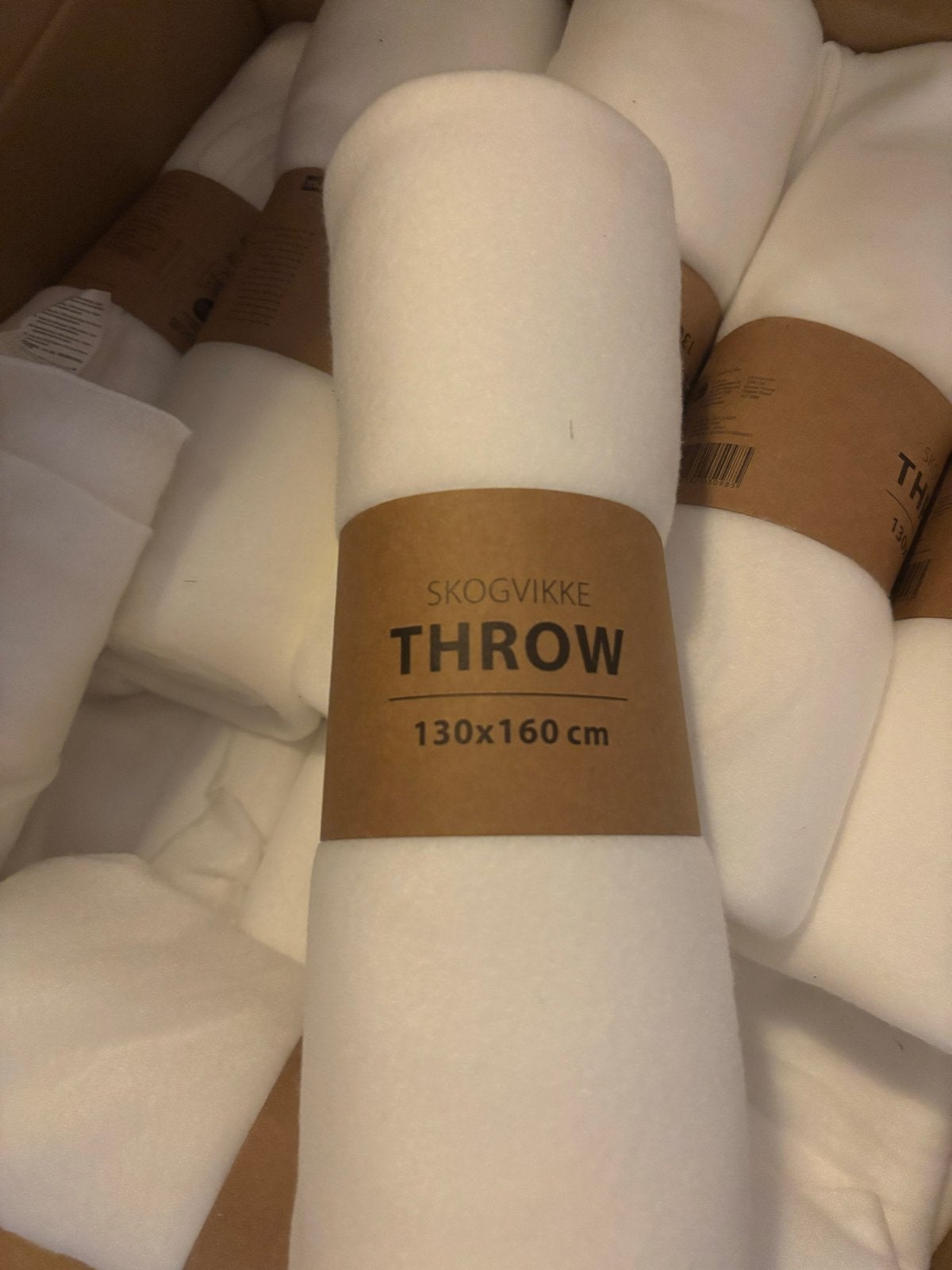 30 witte fleece dekens - ideaal voor huwelijk of ander event, Fleecedeken, Wit, Ophalen of Verzenden, Zo goed als nieuw