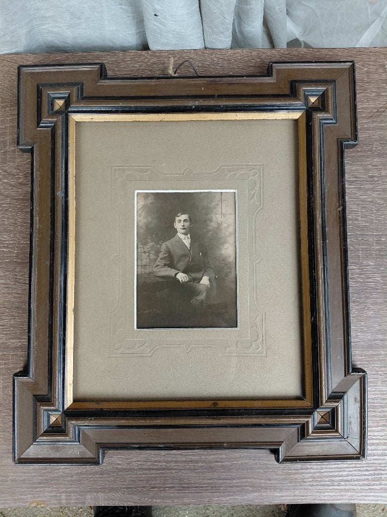 Antieke portretfoto, herenportret in versteklijst., Verzenden, Foto, Fotografie, Handgemaakt