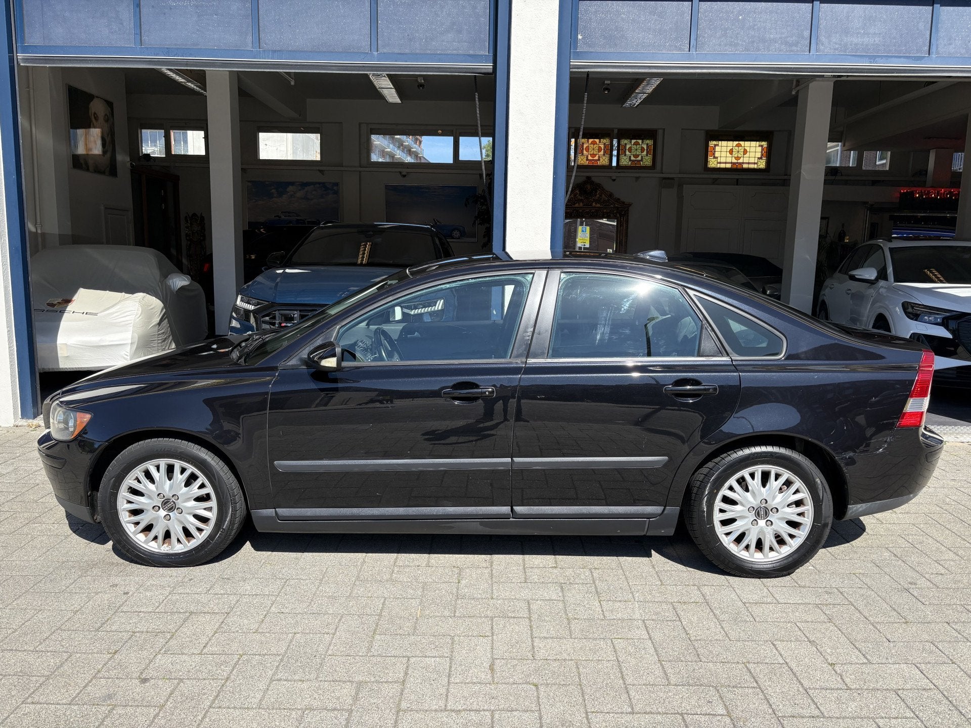 Volvo S40 1.8 Kinetic CLIMA/CRUISE/LM VELGEN (bj 2005), Voorwielaandrijving, Gebruikt, 4 cilinders, Automatische klimaatregeling