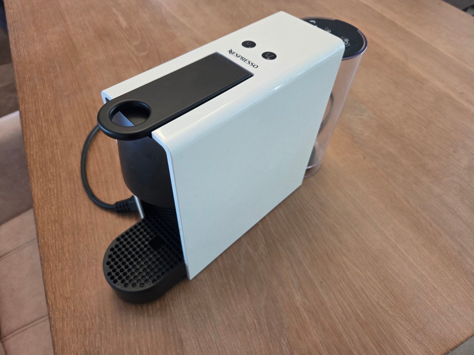 Nespresso Essenza Mini C30 Koffiemachine Wit, Witgoed en Apparatuur, Espresso apparaat, Ophalen of Verzenden, Zo goed als nieuw