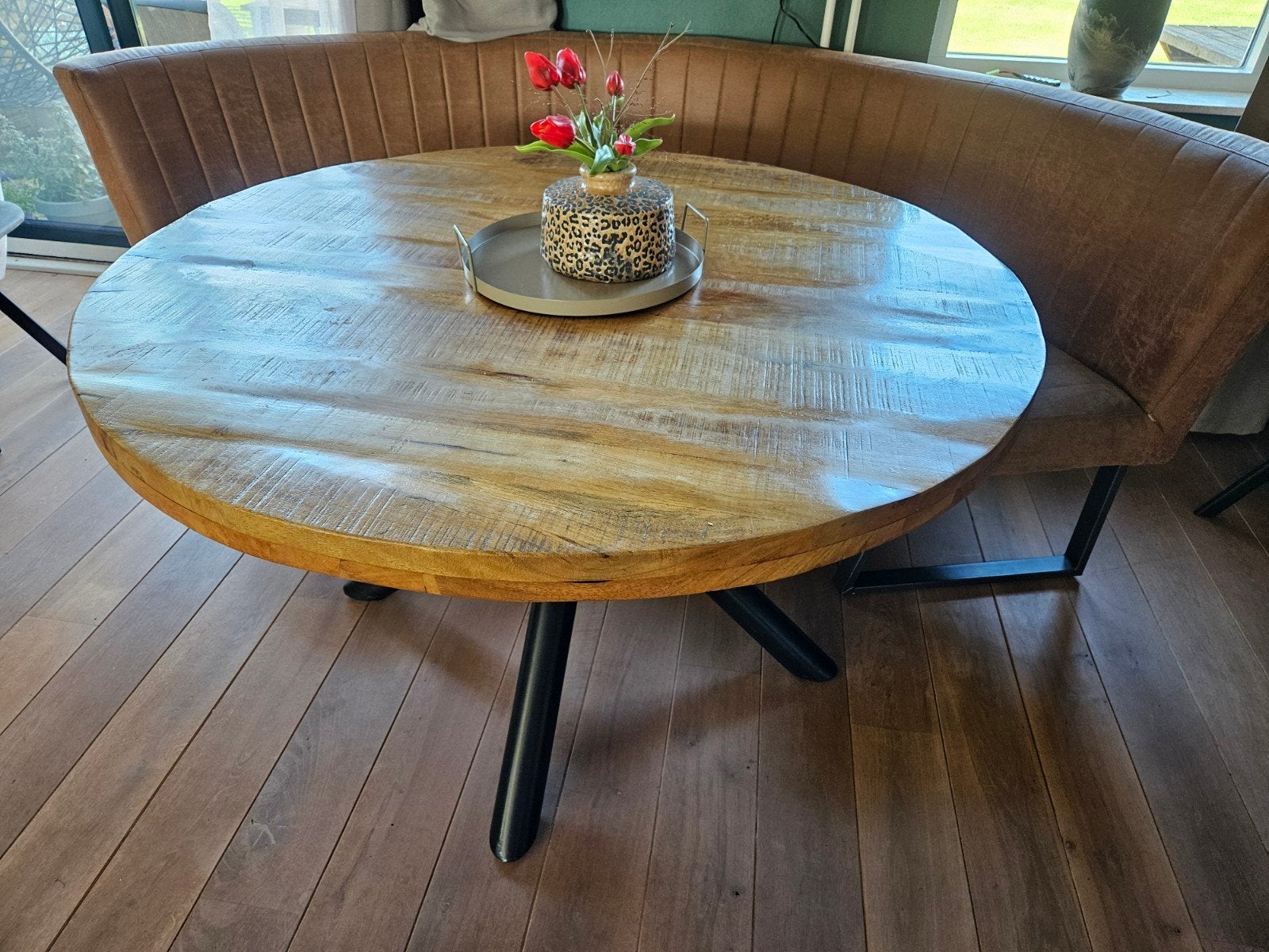 Mango ronde eettafel 130, Rond, Ophalen of Verzenden, Zo goed als nieuw, 75 cm of meer