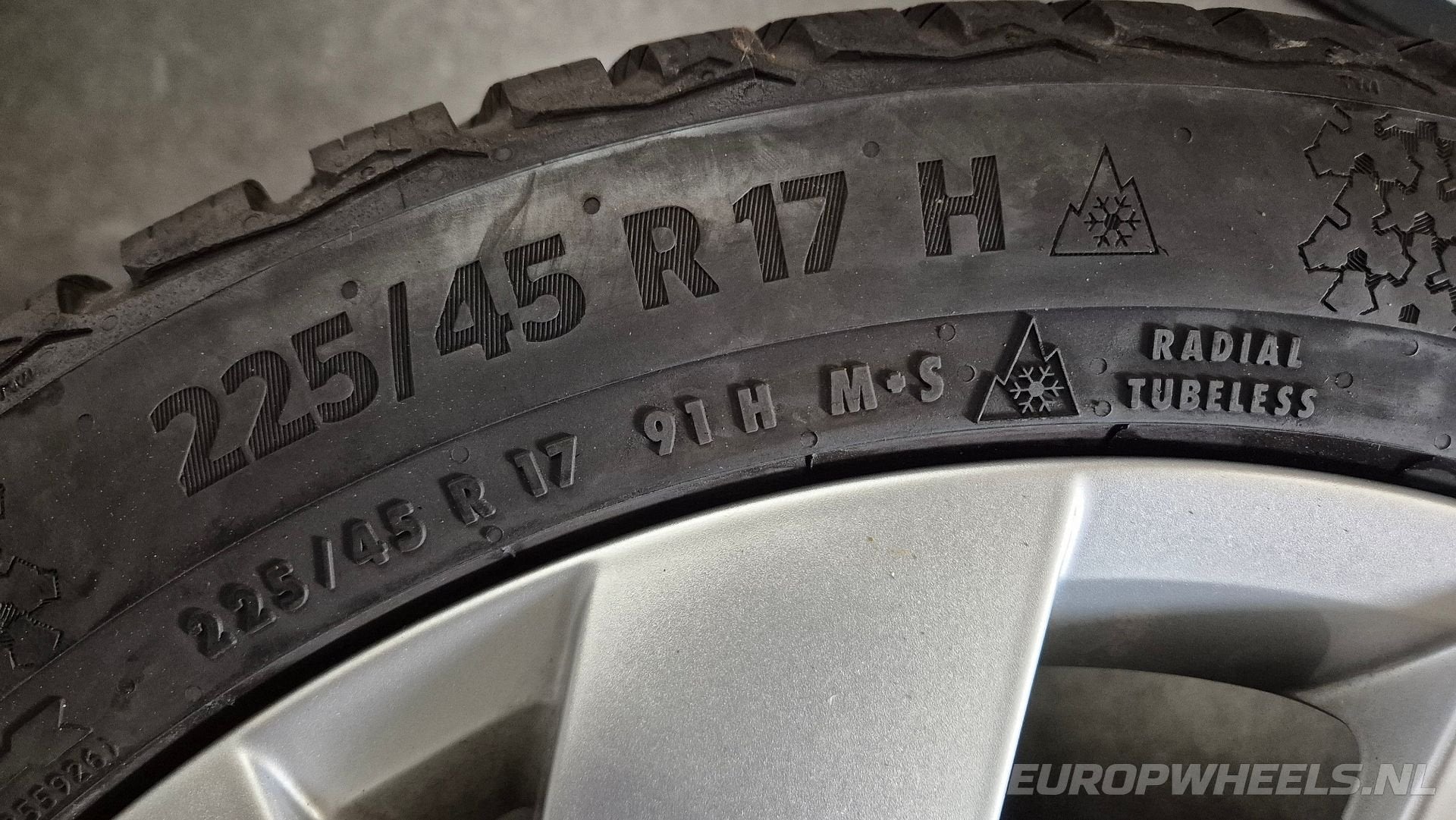 17 inch VW Golf 5 6 7 8 GTE velgen winterbanden, Gebruikt, -, -, Banden en Velgen