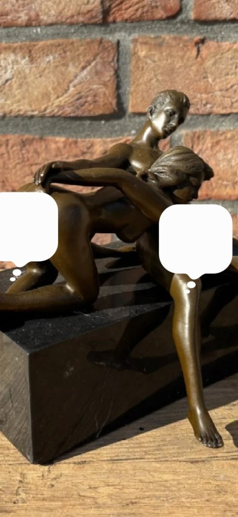 erotisch bronzen beeld op marmer voet zeer levensecht, uniek, Antiek en Kunst, Kunst | Beelden en Houtsnijwerken, Overige onderwerpen