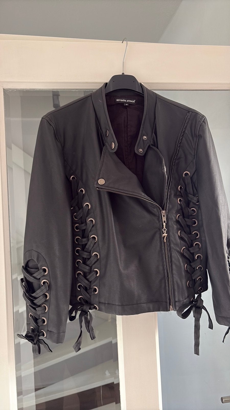 Lederlook jack mt m nieuw, Ophalen of Verzenden, Zo goed als nieuw, Maat 42/44 (L), Zwart