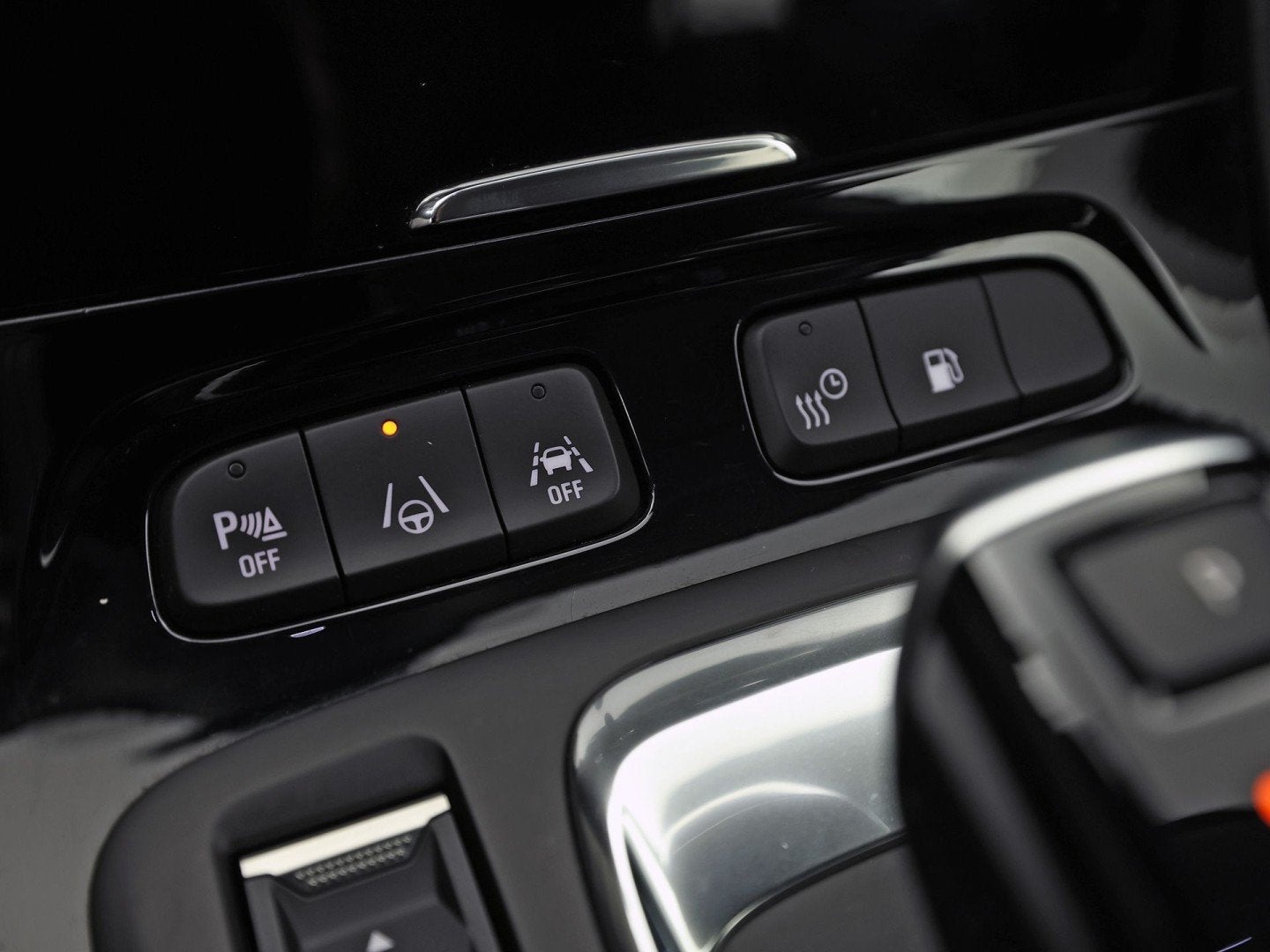 Foto 32 van Opel Grandland 1.6 Turbo Plug-In Hybrid Elegance Black Pack