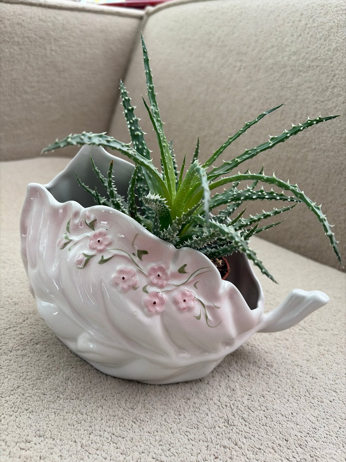 Decoratieve Bladvormige Vaas met Roze Bloesems, Verzenden, Gebruikt, Wit