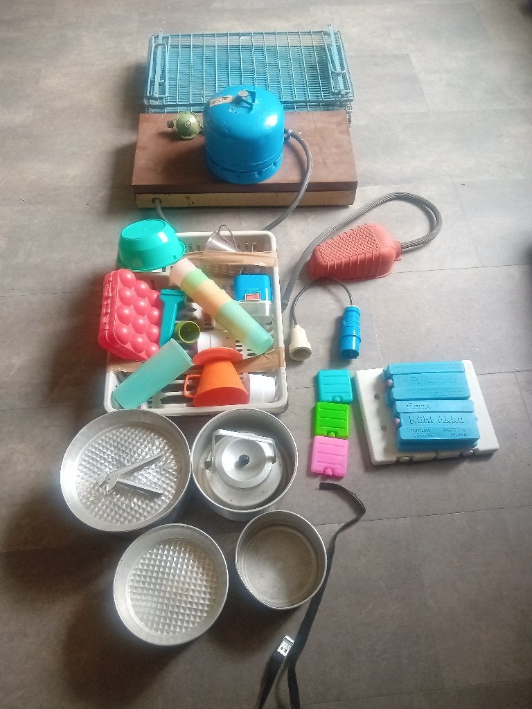 Camping spullen, gasfles, kookstel, pannenset, koelbox, etc., Caravans en Kamperen, Ophalen, Gebruikt