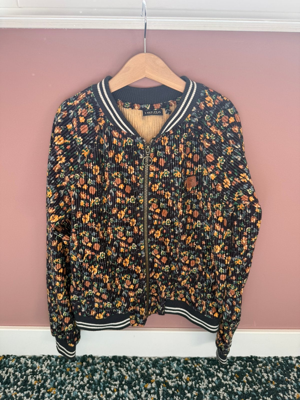 Like Flo rib bloemen jasje maat 152, Ophalen of Verzenden, Gebruikt, Meisje, Trui of Vest