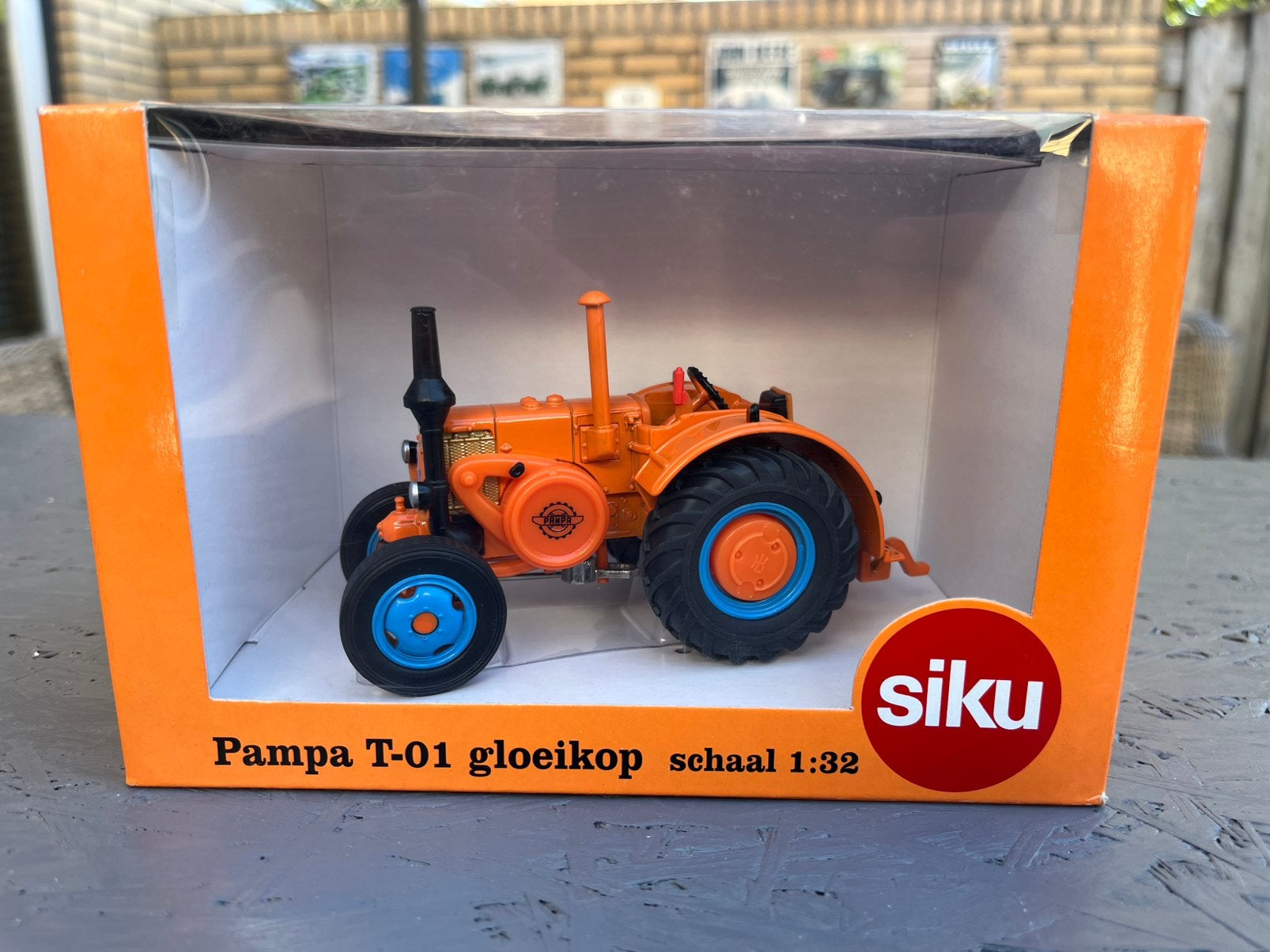 Pampa T-01 gloeikop tractor Siku HMT 2006 Tractor Connection, Ophalen of Verzenden, Nieuw, Tractor of Landbouw, SIKU
