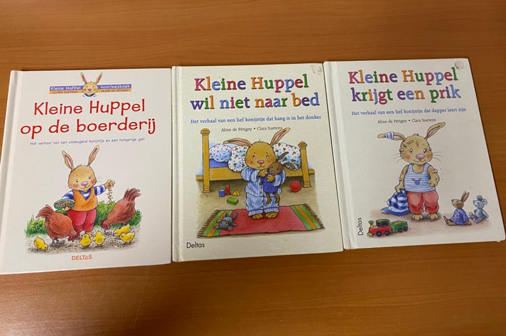 Kleine Huppel Voorleesboek - 3 Verhalen, Boeken, Ophalen of Verzenden, Gelezen, 3 tot 4 jaar