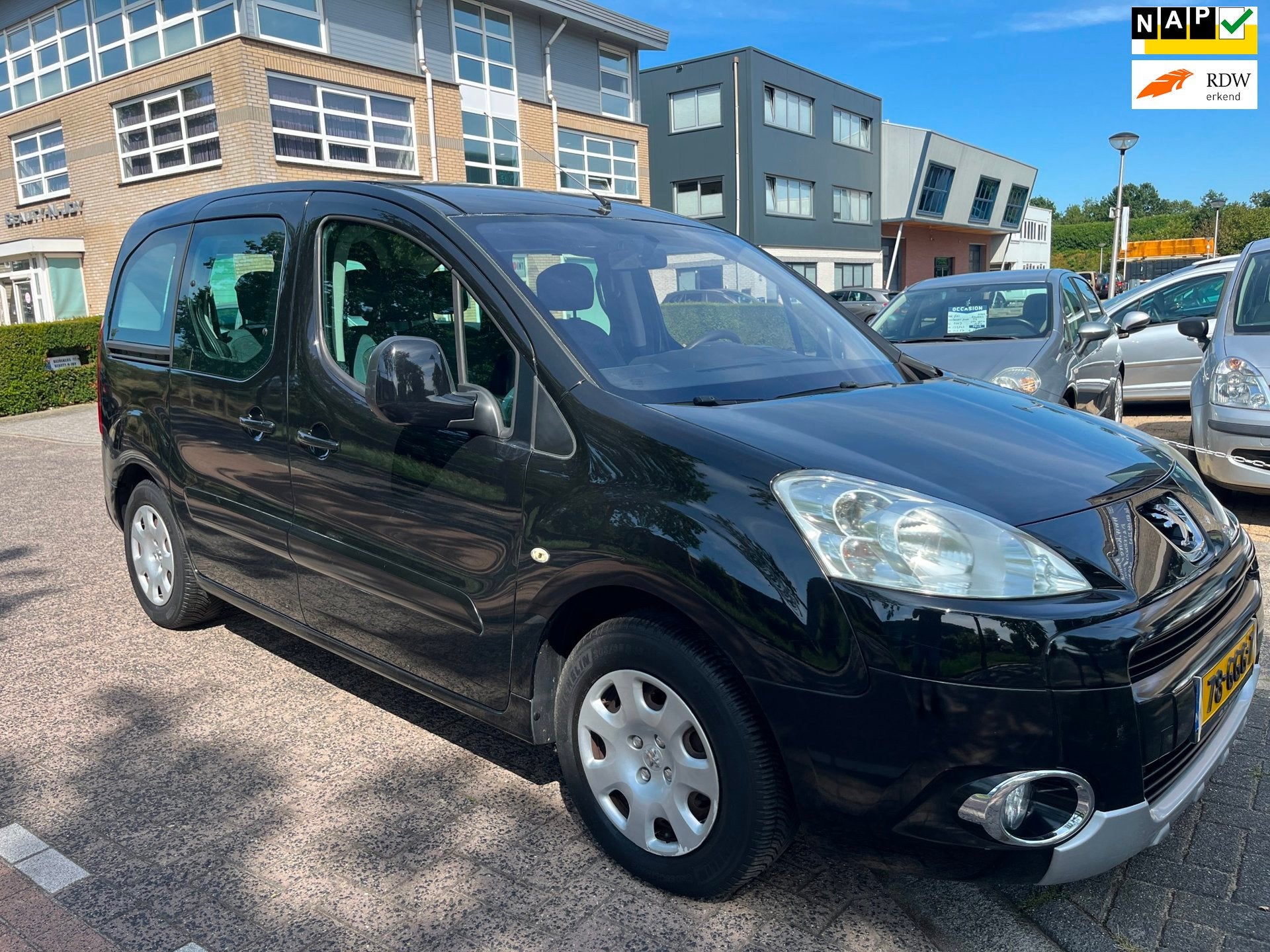 Peugeot Partner Tepee 1.6 Première, Auto's, Peugeot, Voorwielaandrijving, 4 cilinders, Zwart, Origineel Nederlands