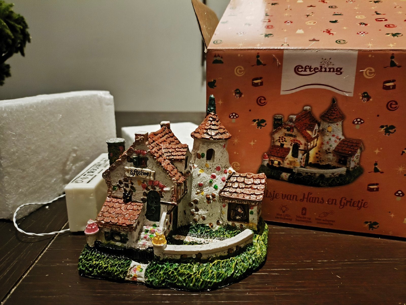 Efteling mini - Hans en Grietje Huisje - Nieuw in doos, Ophalen, Nieuw, Beeldje of Poppetje