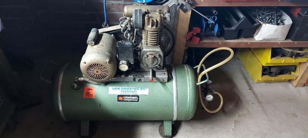 Gebruikte Creemers Compressor - 75L, 10 bar, Doe-het-zelf en Verbouw, Compressors, 100 liter of meer, Ophalen, Gebruikt, 200 tot 400 liter/min