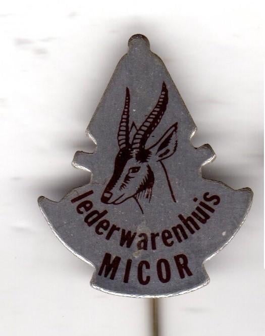 Speldje LEDERWARENHUIS MICOR GAZELLE (A9), Verzamelen, Speldjes, Pins en Buttons, Ophalen of Verzenden, Gebruikt, Overige onderwerpen