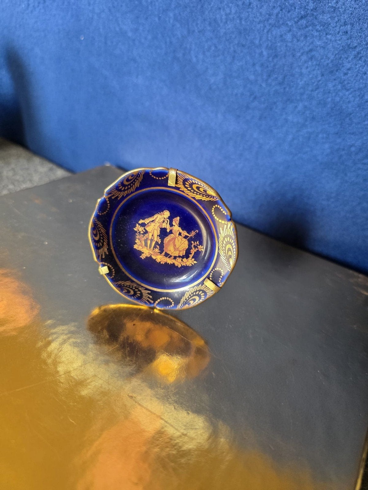 Lourdes miniatuur sierbordje, kobaltblauw met goud