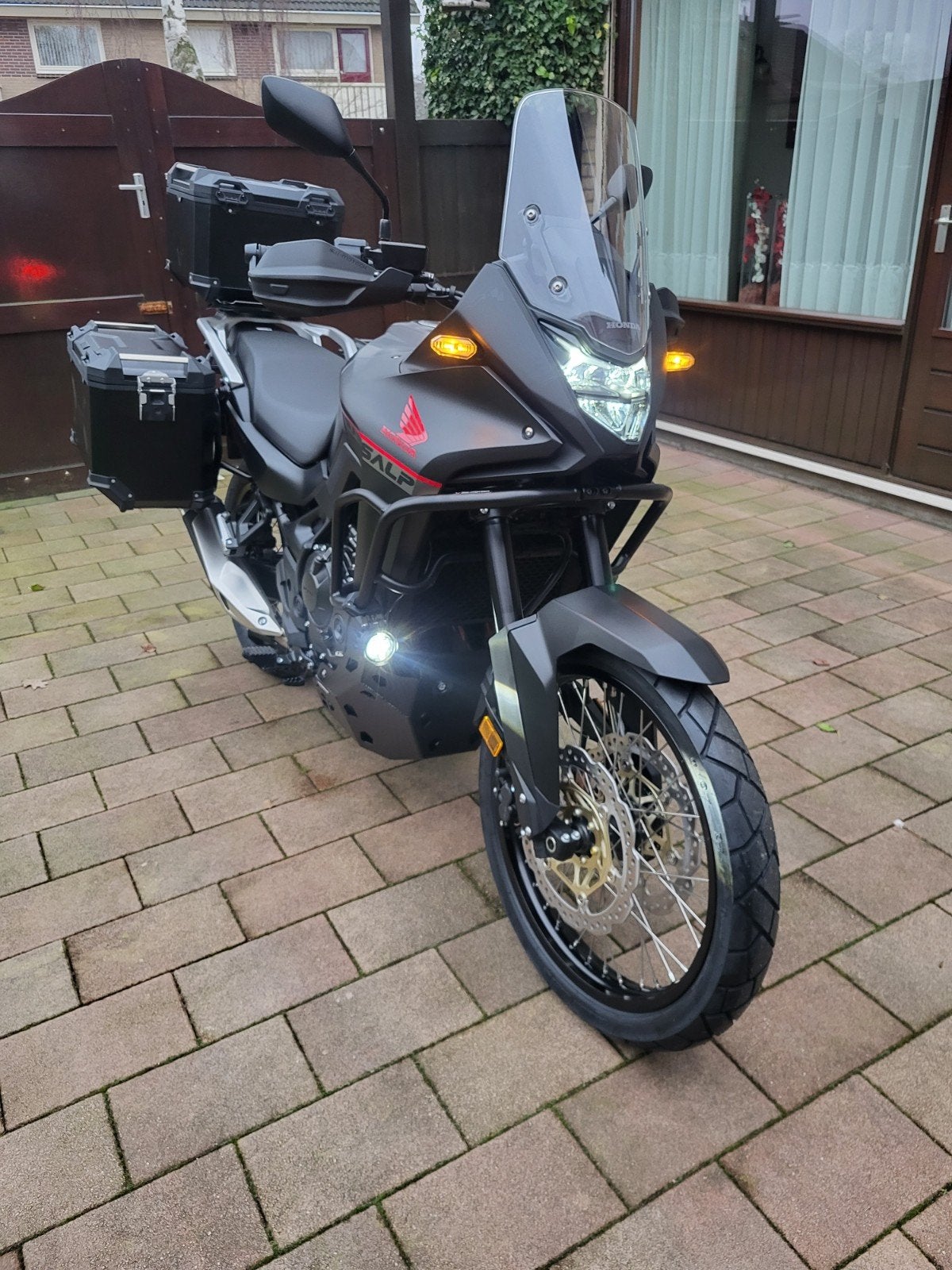 Te koop Honda Transalp 750 xl 2024 model, 2 cilinders, Gebruikt, Particulier, Meer dan 35 kW