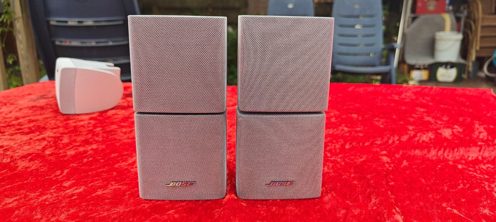 Bose dubbele Cube luidsprekers 2x zilvergrijs, Ophalen of Verzenden, Zo goed als nieuw, Bose