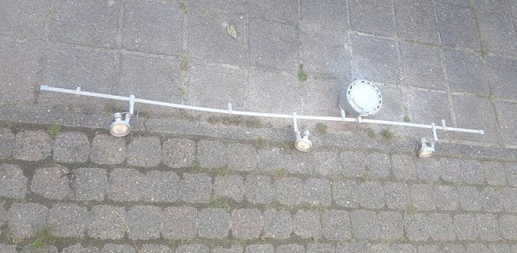 Gratis flexibele plafond hang lamp, 3 spots,, Ophalen, Gebruikt, Metaal, Plafondlamp