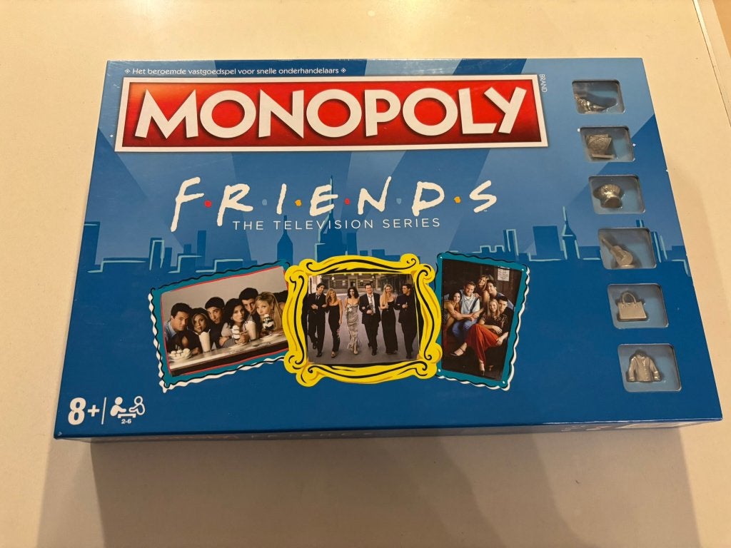 Friends monopoly bordspel hasbro gaming als nieuw!, Vijf spelers of meer, Ophalen of Verzenden, Zo goed als nieuw, Hasbro Gaming