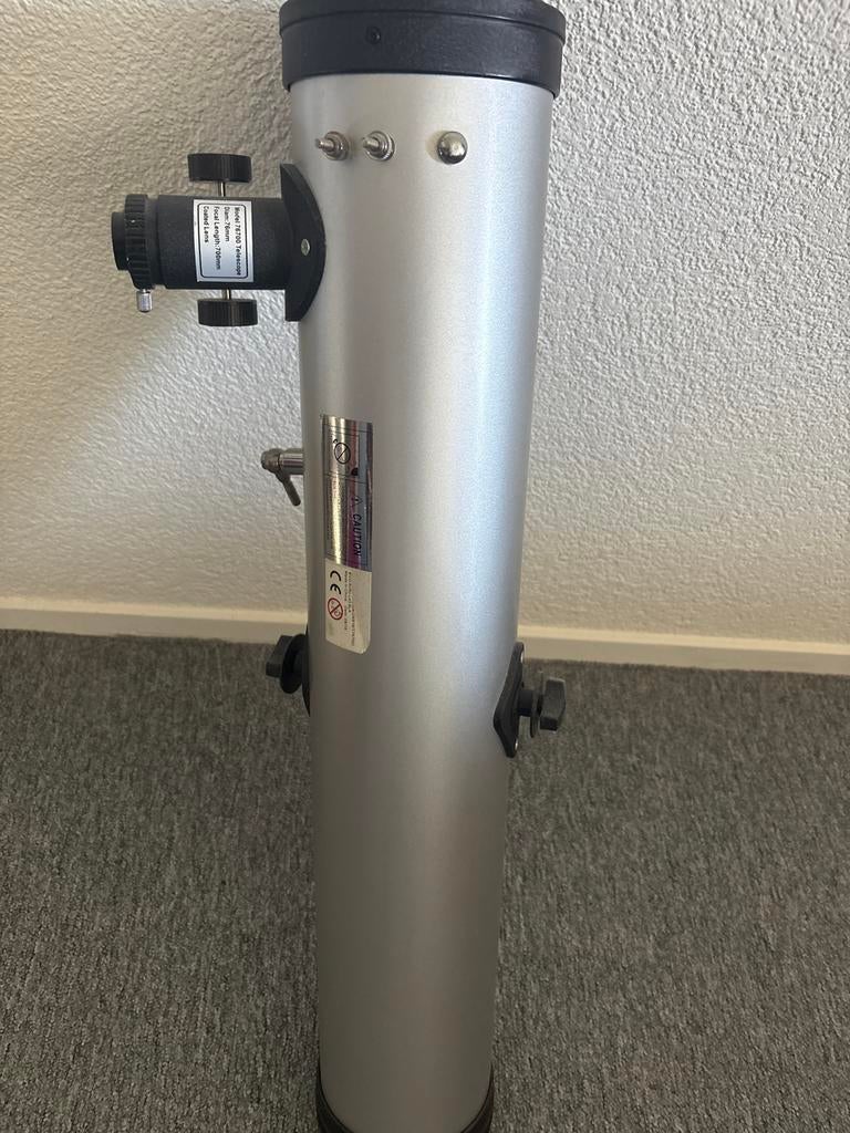 Telescoop Model 76700 - 76mm diameter, 700mm brandpuntsafsta, Met statief, Zo goed als nieuw, Minder dan 80 mm, Spiegeltelescoop (reflector)