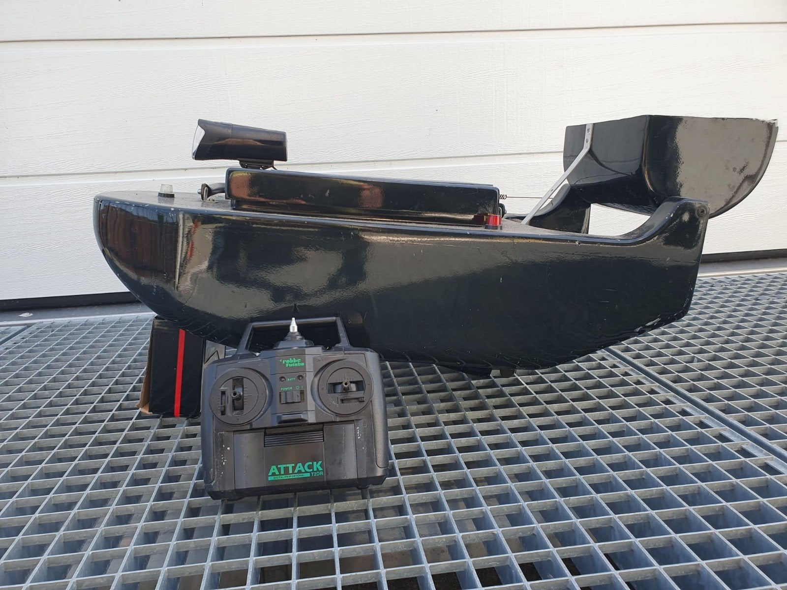 Voerboot met afstandsbediening, Ophalen, Gebruikt, Groter dan 1:32, Overige merken