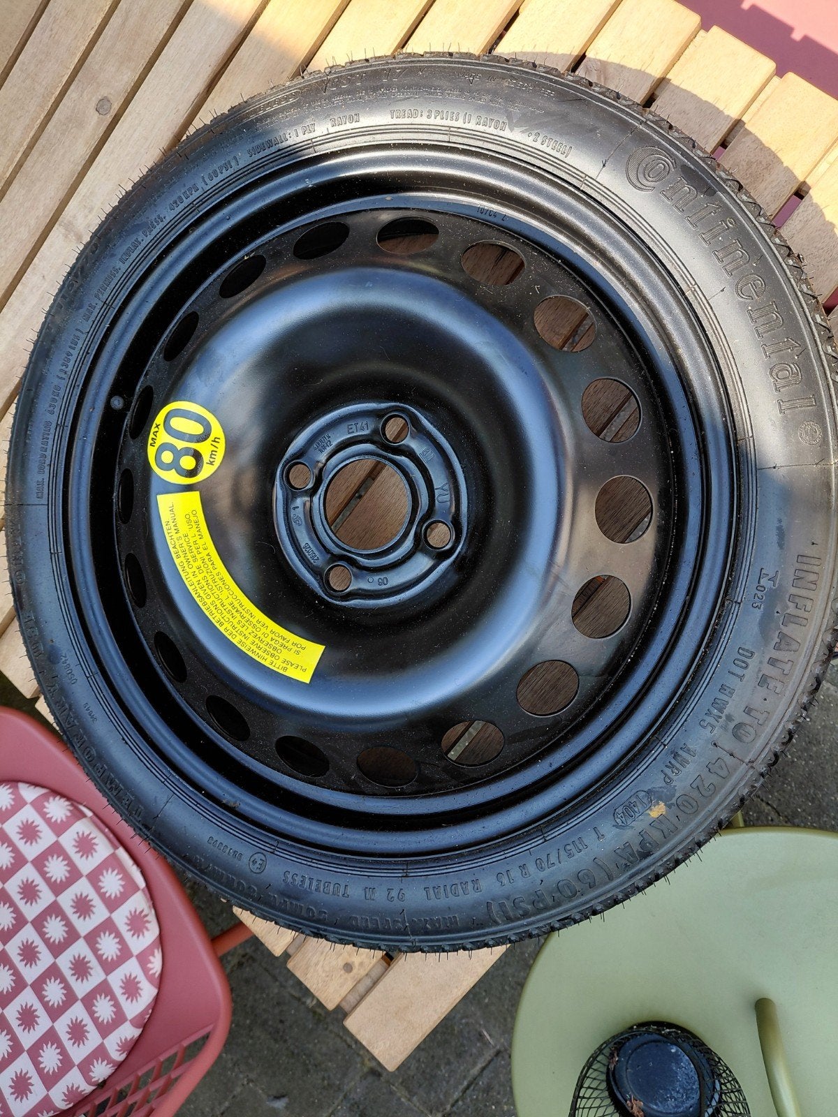 Continental thuiskomer met krikset - T115/70 R16, Ophalen, Nieuw