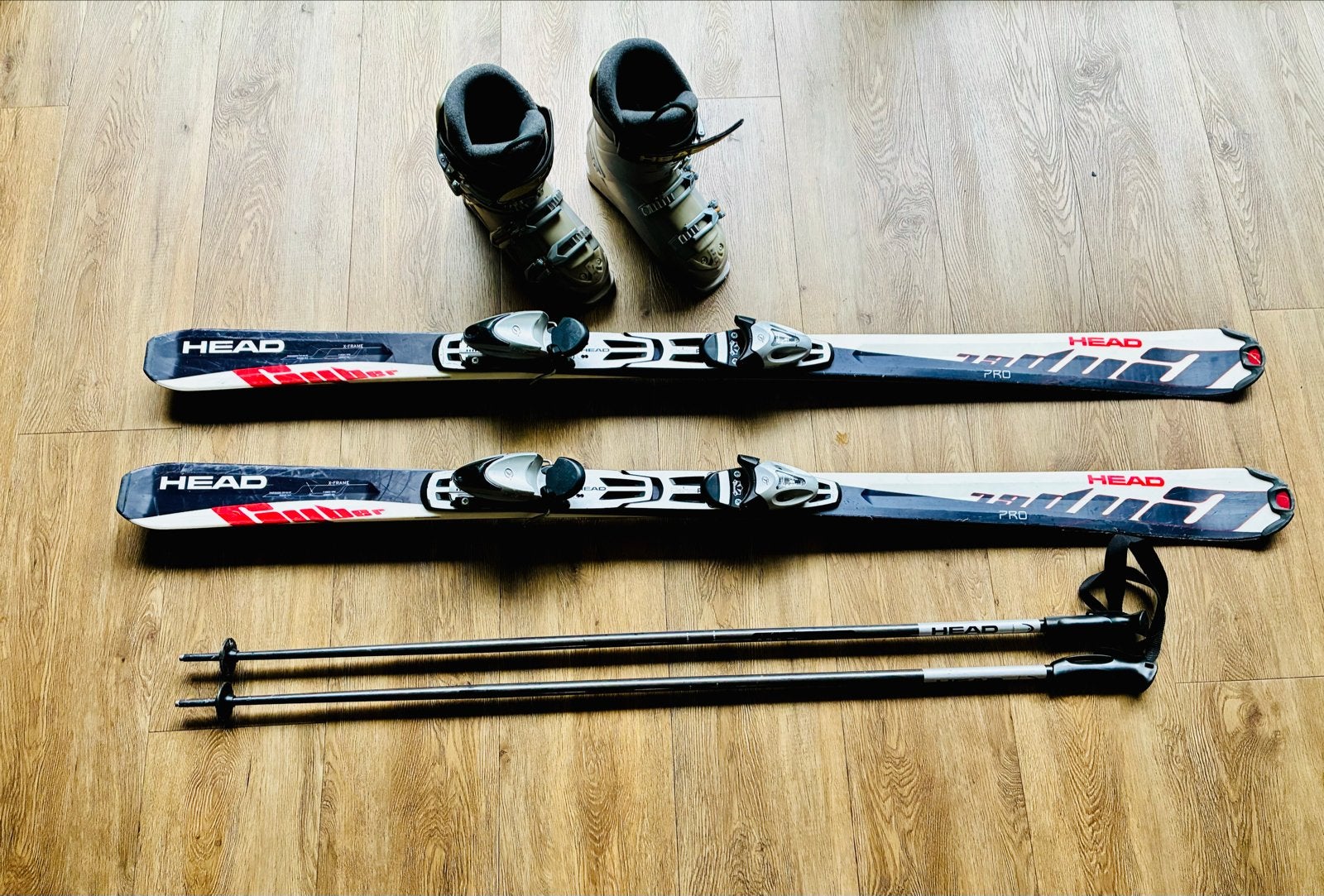 Complete ski set: Head ski's, stokken en schoenen(38-39), Sport en Fitness, Ophalen, 160 tot 180 cm, Gebruikt, Skiën