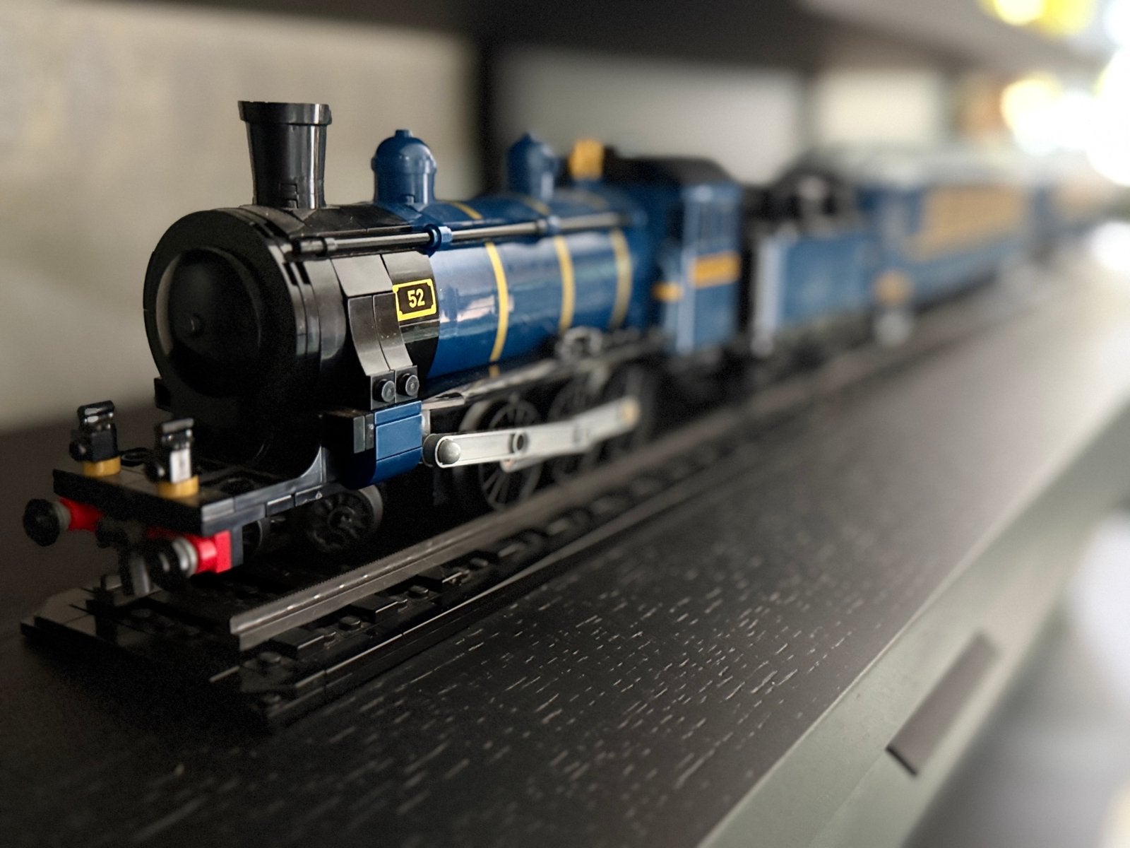 LEGO 21344 Orient Express, Ophalen of Verzenden, Zo goed als nieuw