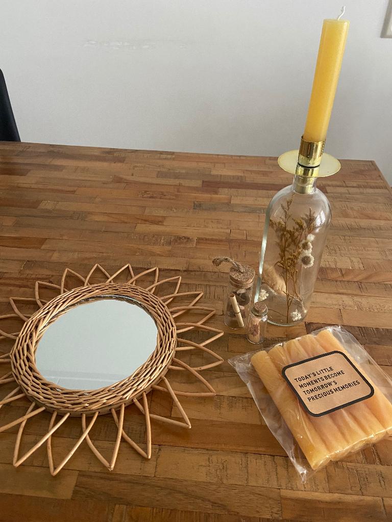 Decoratieset: glazen flesjes, droogbloemen, kaarsen, spiegel, Ophalen, Gebruikt, Overige materialen
